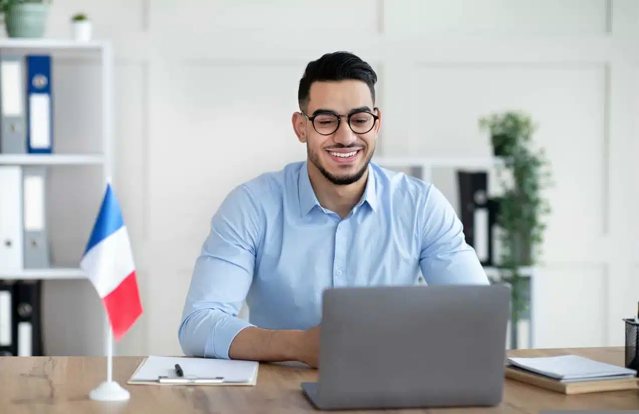 Looking to gain Canadian permanent residence? Here are tools to increase your French language ability